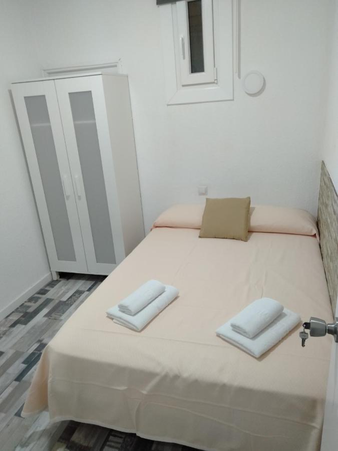 Hostal Noche Y Dia Мадрид Экстерьер фото